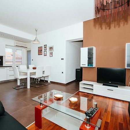 Golden Bridge Apartment With Private Parking Zadar Quarto foto